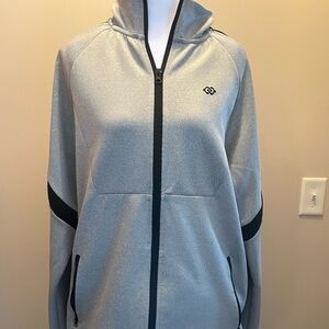 Men's Gray Zip-Up Jogging Suit with pockets. Size L.  Like New